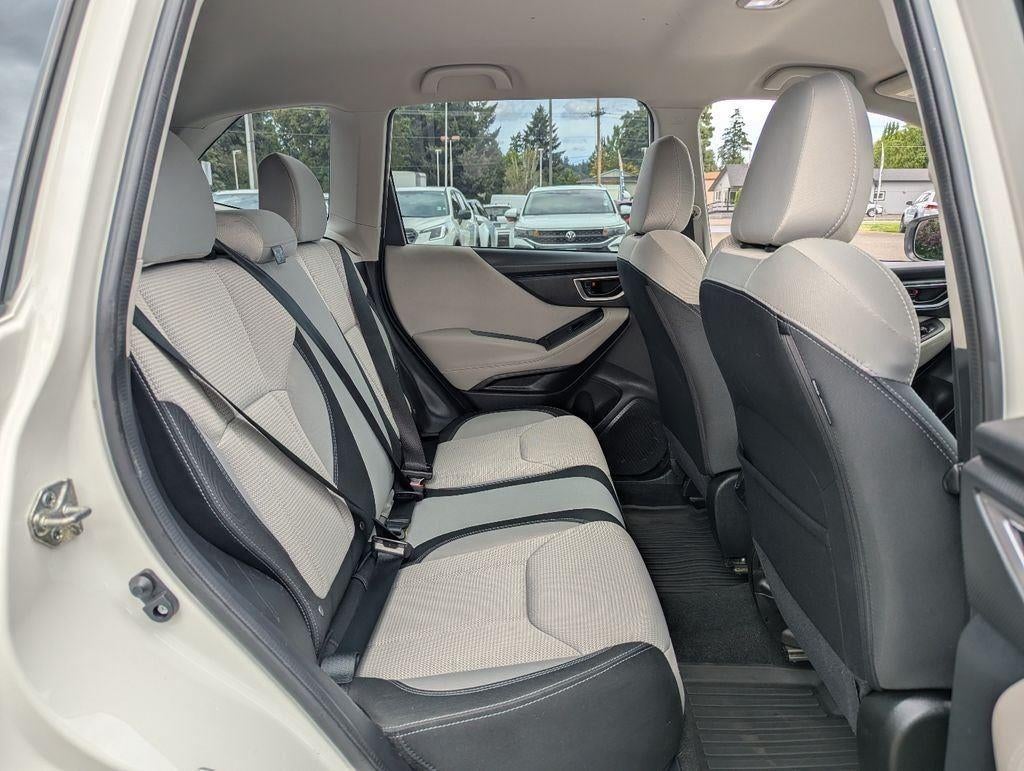 2022 Subaru Forester Base
