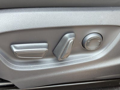 2025 Toyota Crown Signia Limited
