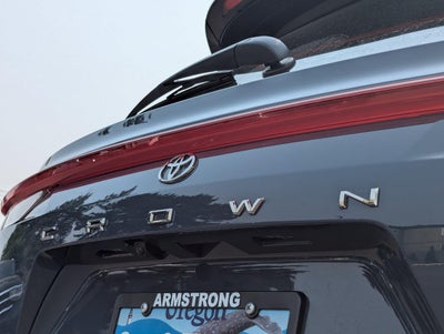 2025 Toyota Crown Signia Limited