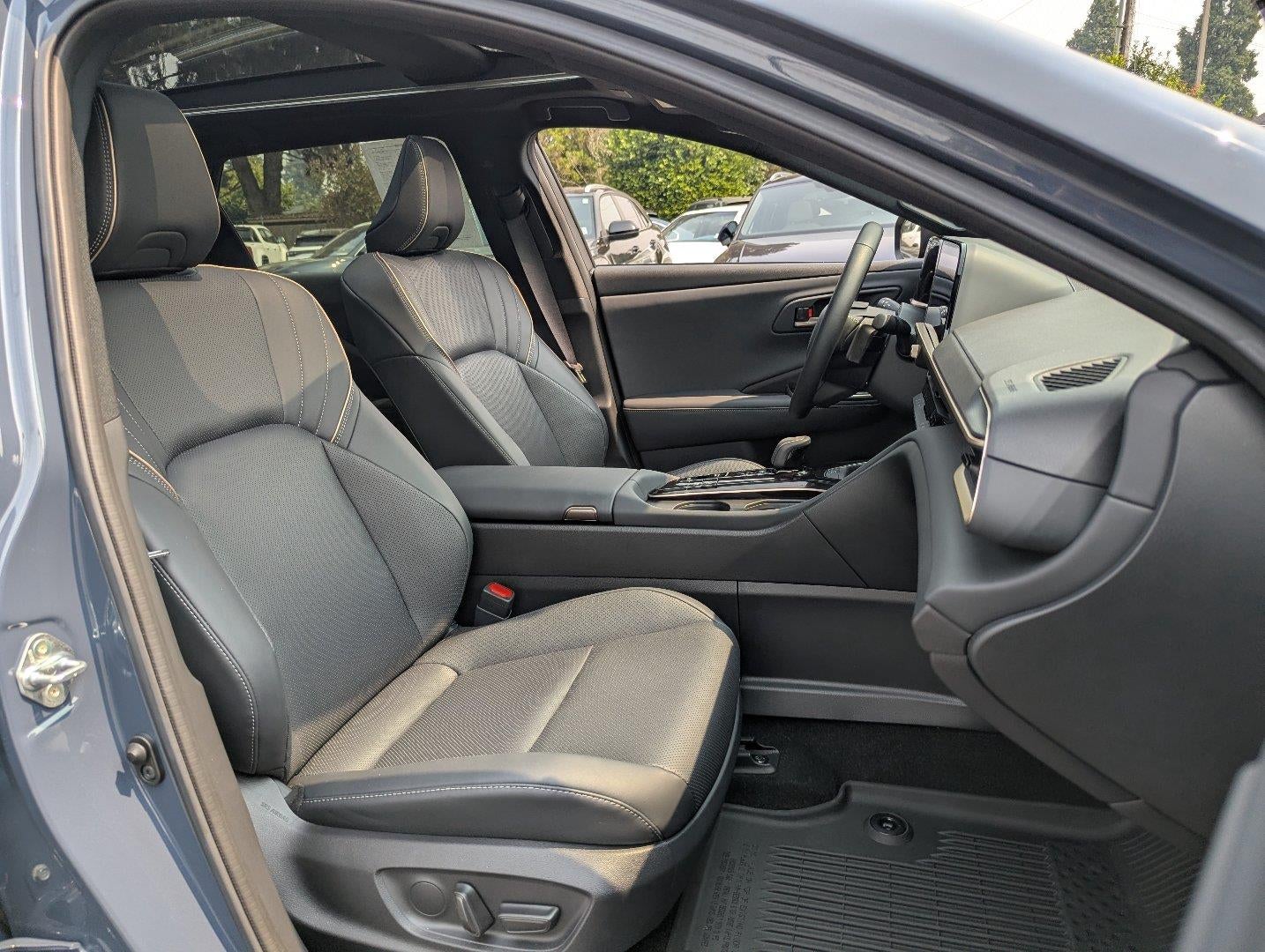 2025 Toyota Crown Signia Limited