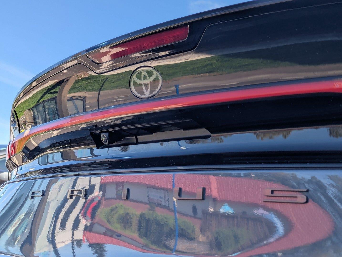 2025 Toyota Prius LE