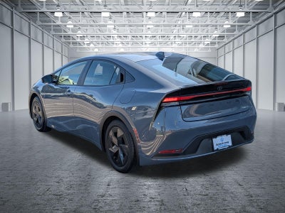 2025 Toyota Prius LE