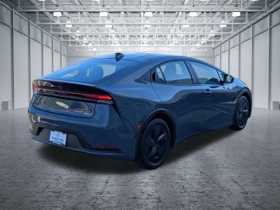2025 Toyota Prius LE
