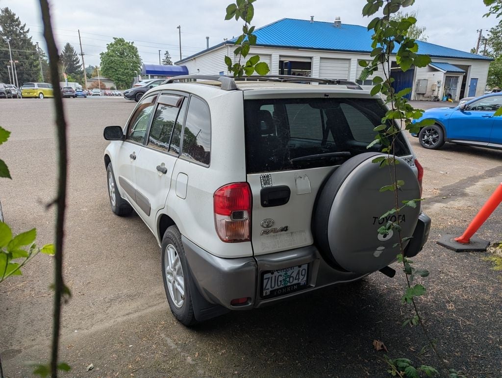 2003 Toyota RAV4 Base