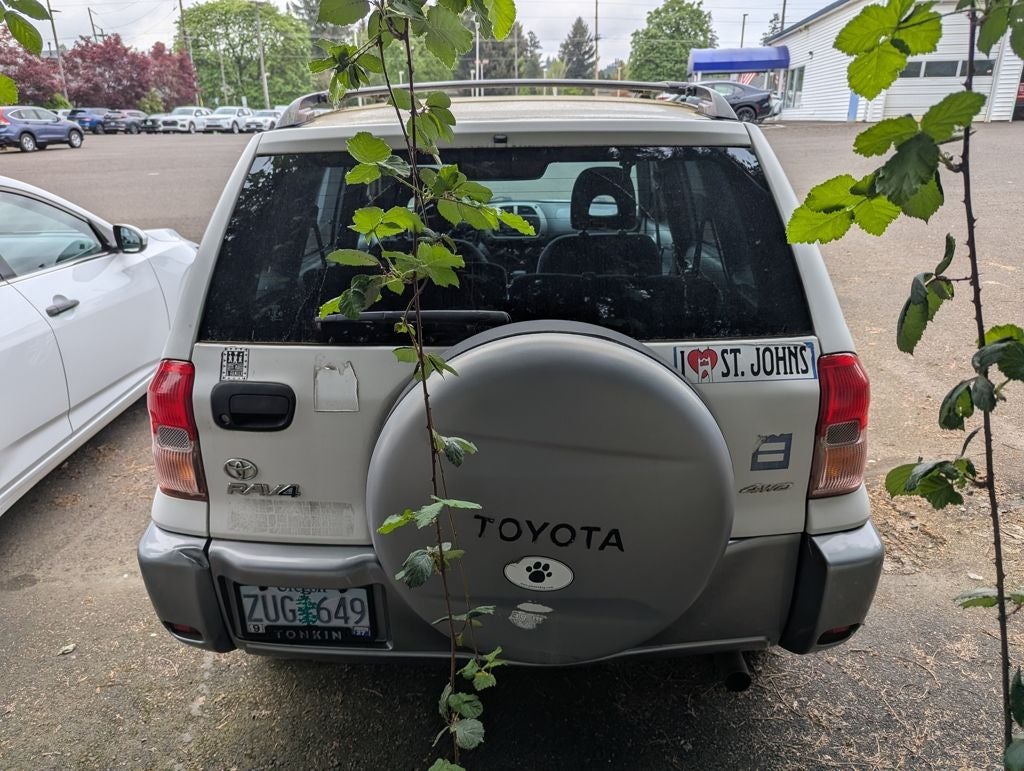 2003 Toyota RAV4 Base