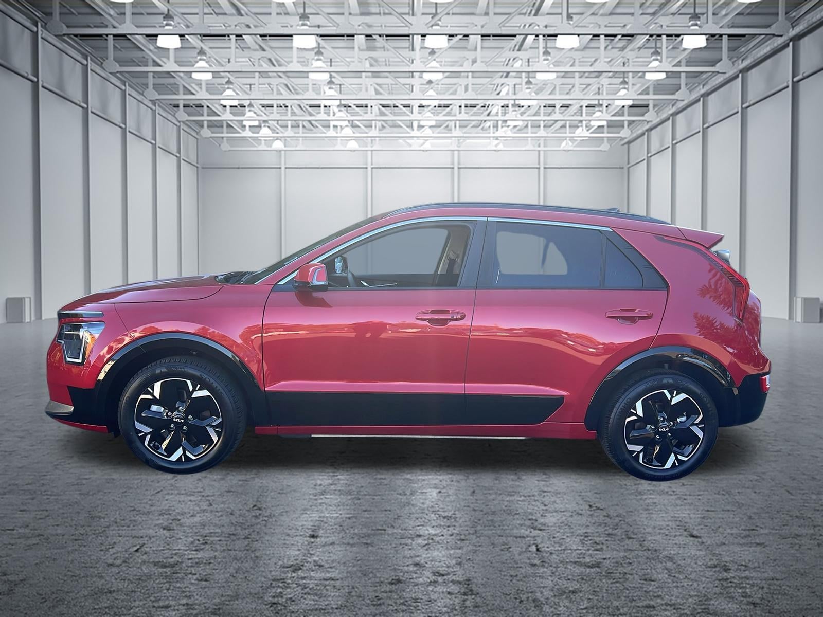 Used 2024 Kia Niro Wind with VIN KNDCR3L13R5120738 for sale in Gladstone, OR