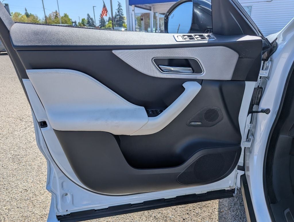 2018 Jaguar F-PACE 35t R-Sport