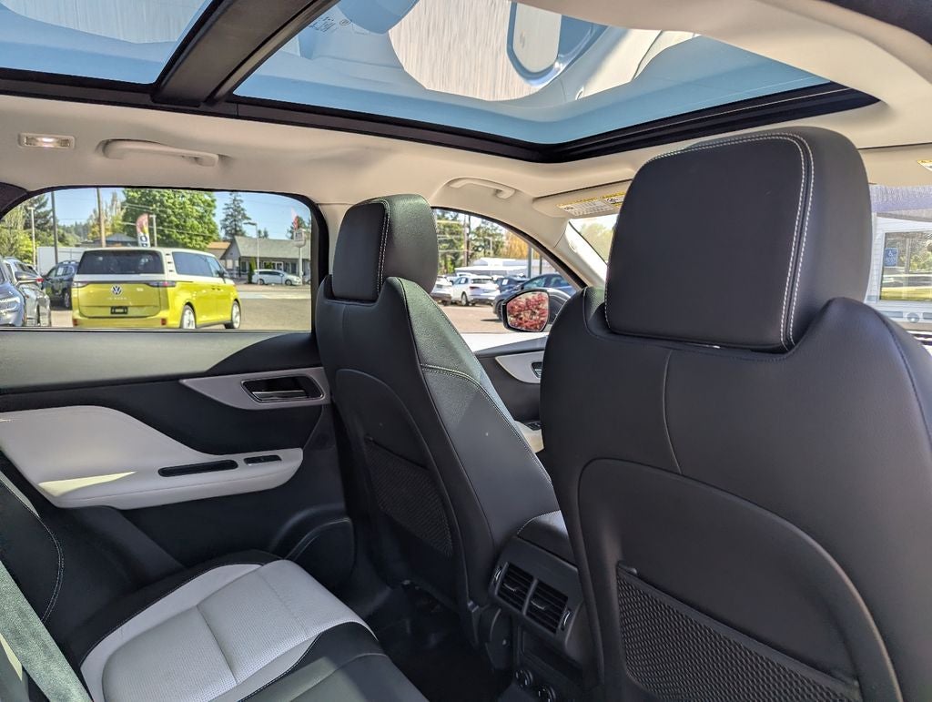 2018 Jaguar F-PACE 35t R-Sport