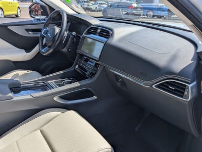 2018 Jaguar F-PACE 35t R-Sport