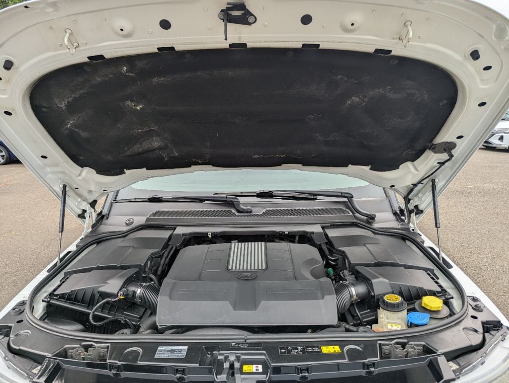 2015 Land Rover LR4 Base