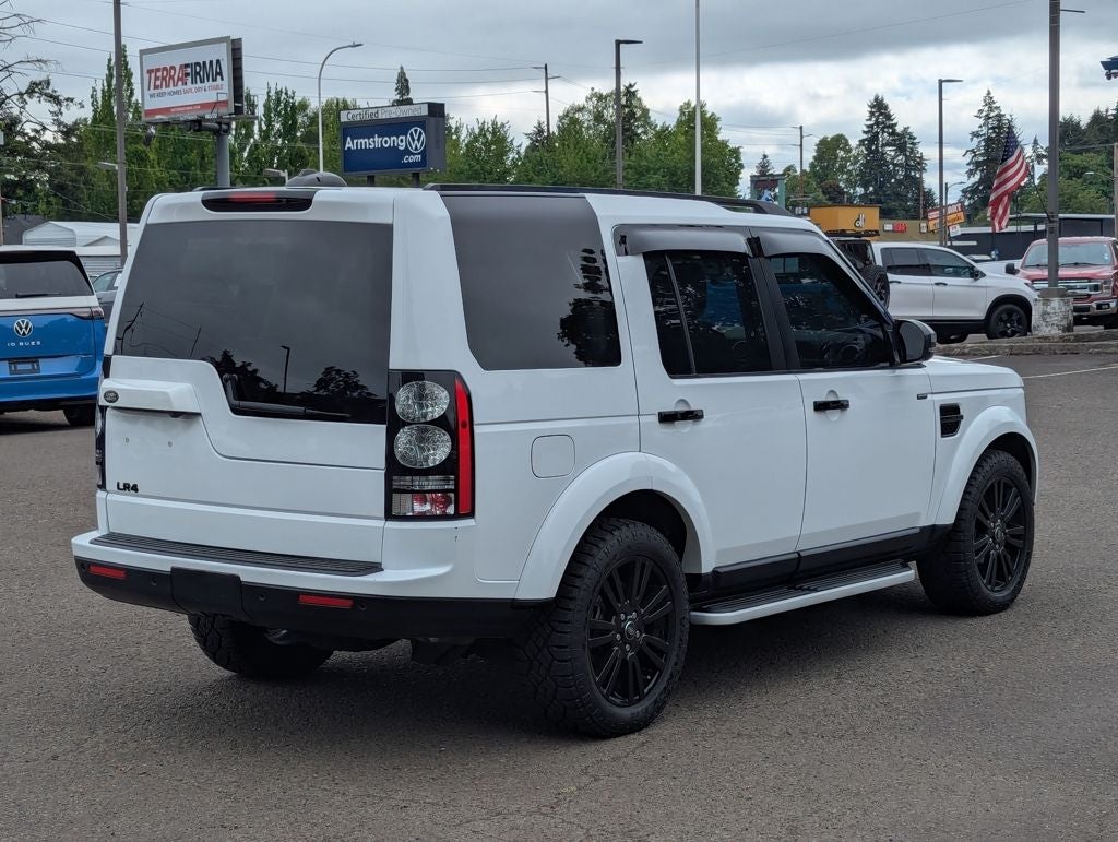 2015 Land Rover LR4 Base