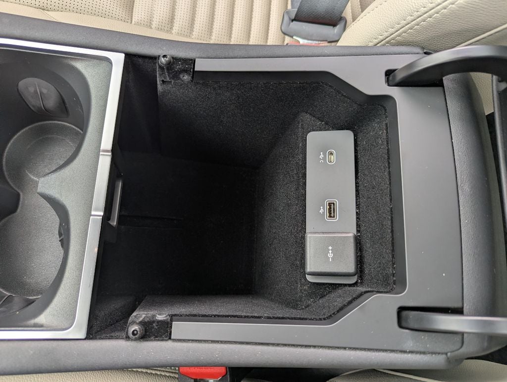 2022 Land Rover Discovery Sport S