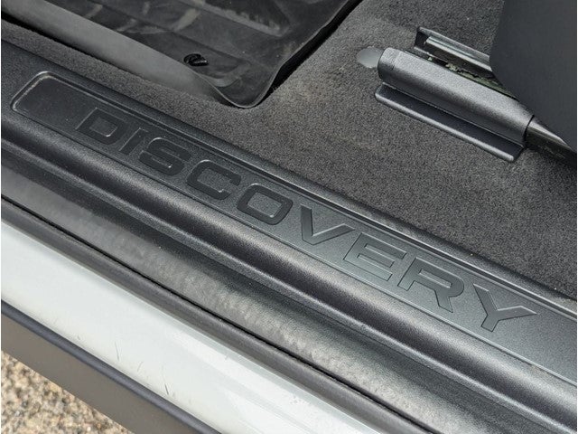 2022 Land Rover Discovery Sport S