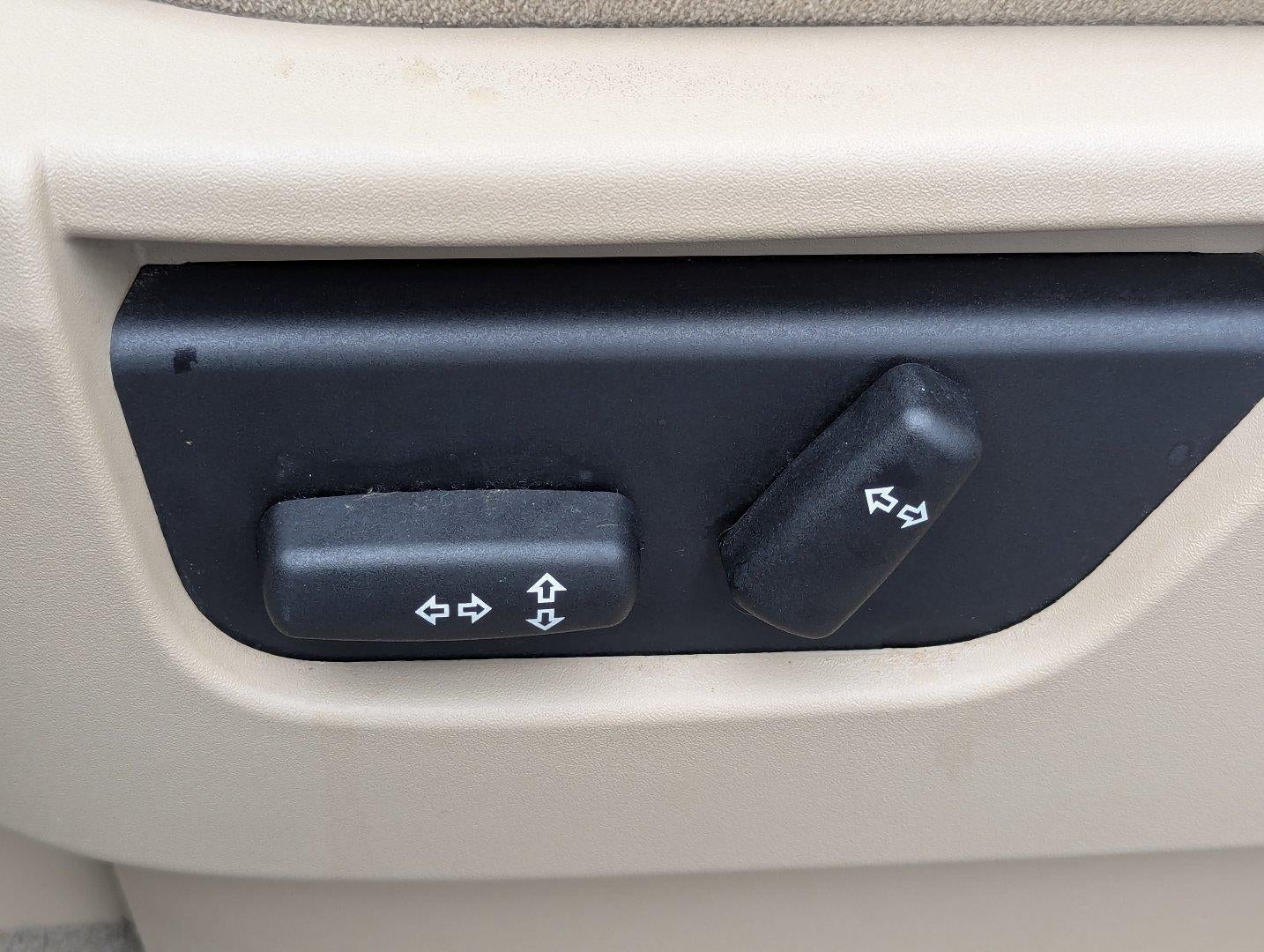 2012 Land Rover LR2 HSE