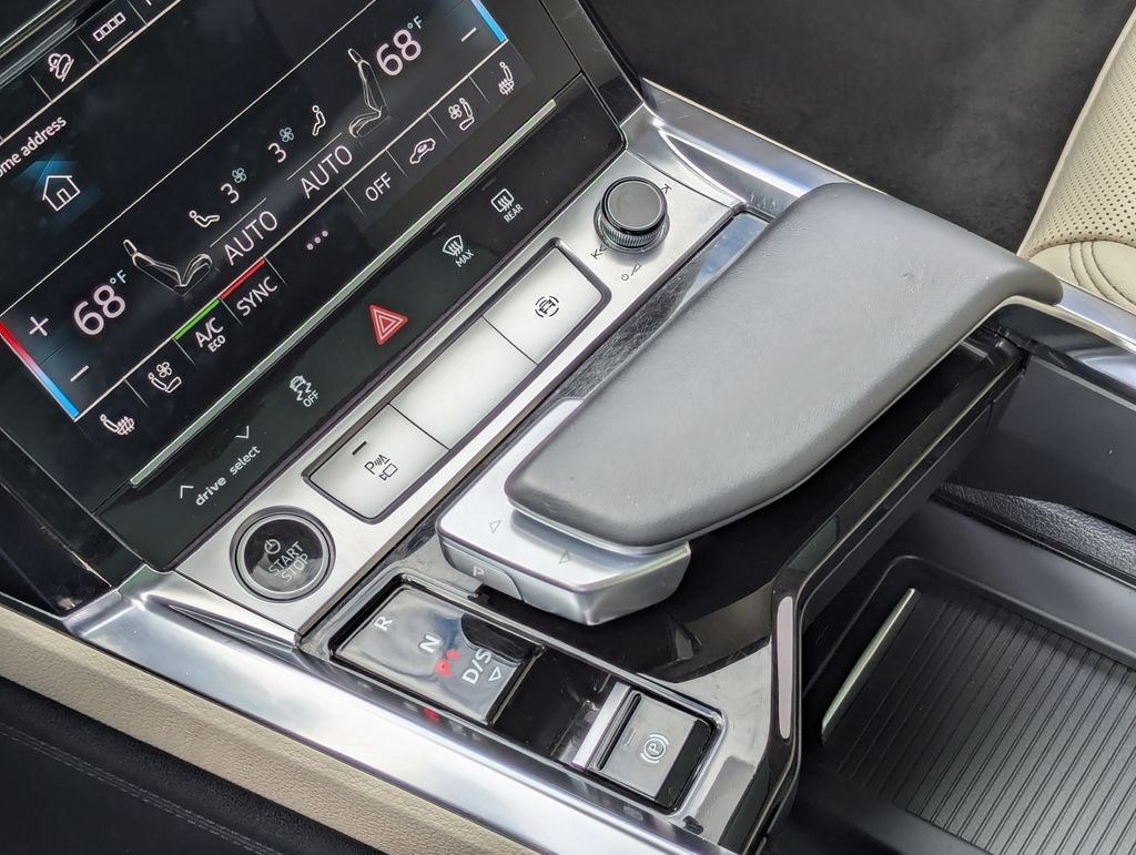 2024 Audi Q8 e-tron Premium Plus