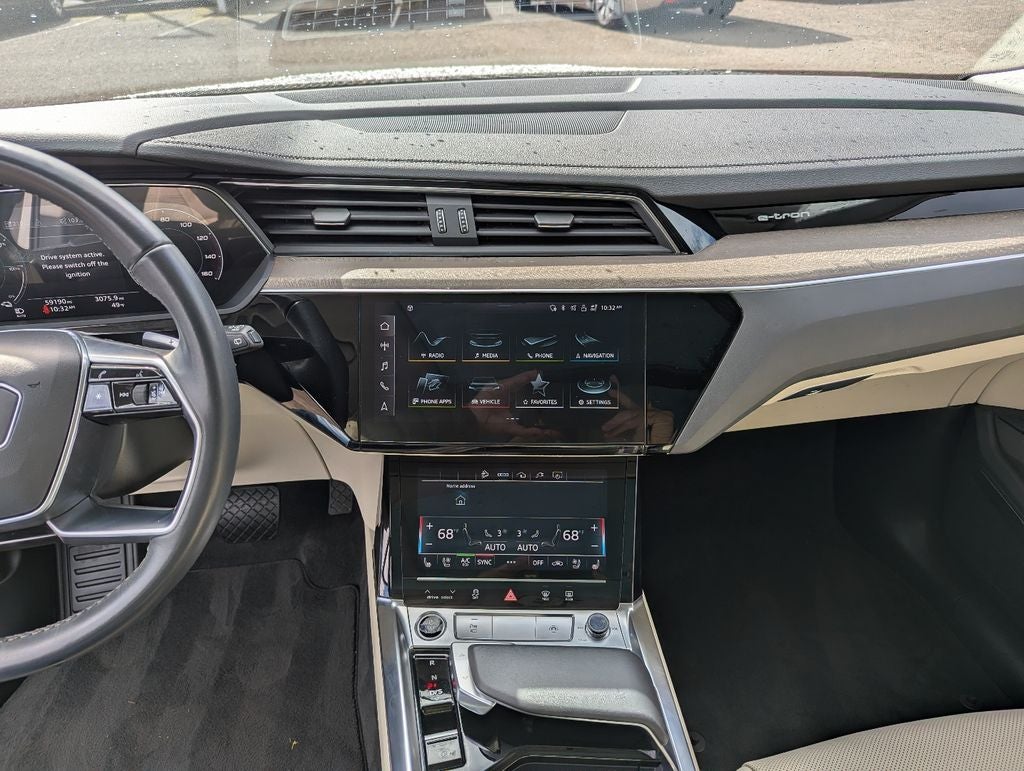 2024 Audi Q8 e-tron Premium Plus
