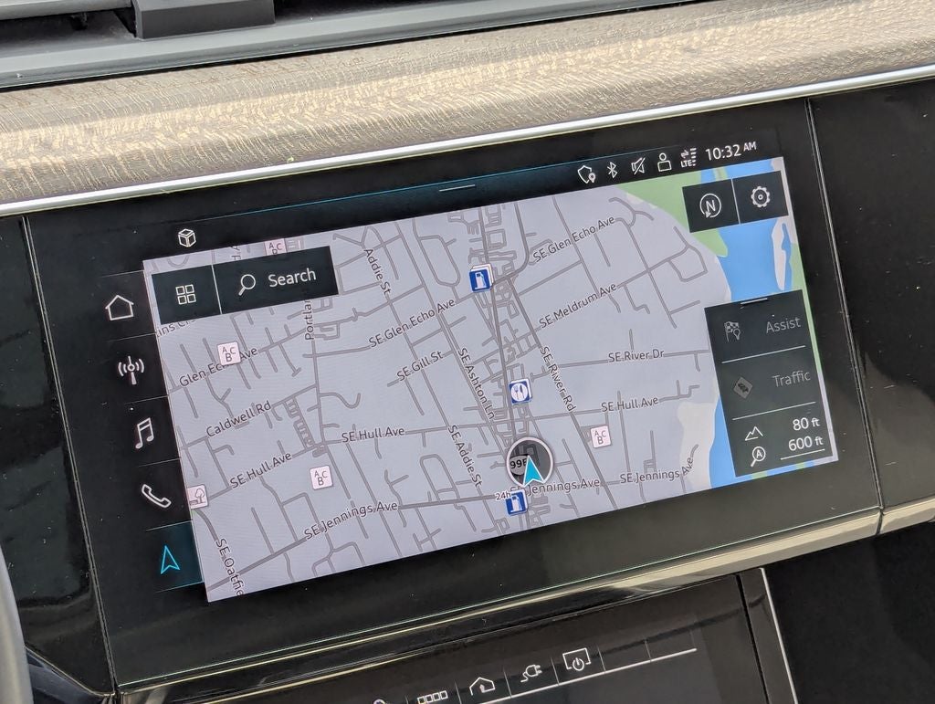 2024 Audi Q8 e-tron Premium Plus