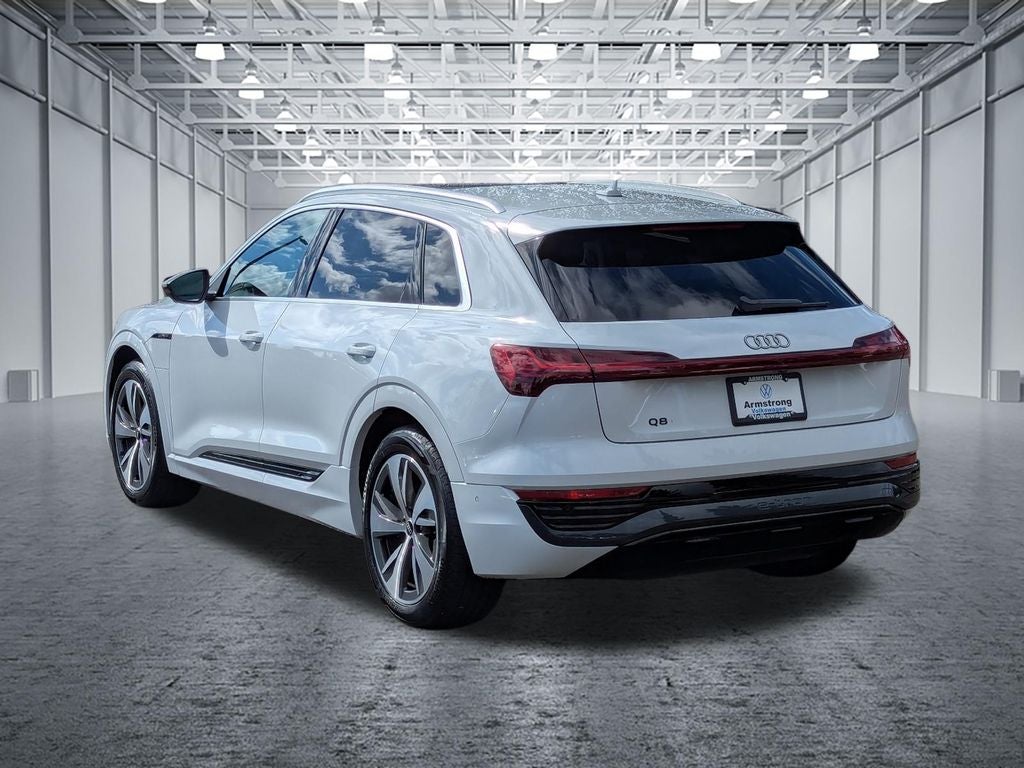 2024 Audi Q8 e-tron Premium Plus