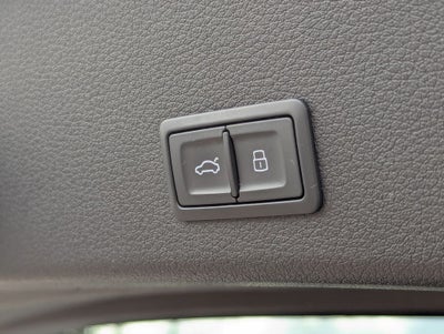 2024 Audi Q8 e-tron Premium Plus
