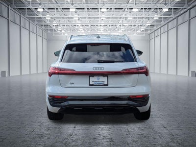 2024 Audi Q8 e-tron Premium Plus
