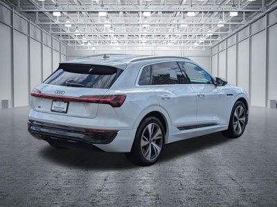 2024 Audi Q8 e-tron Premium Plus