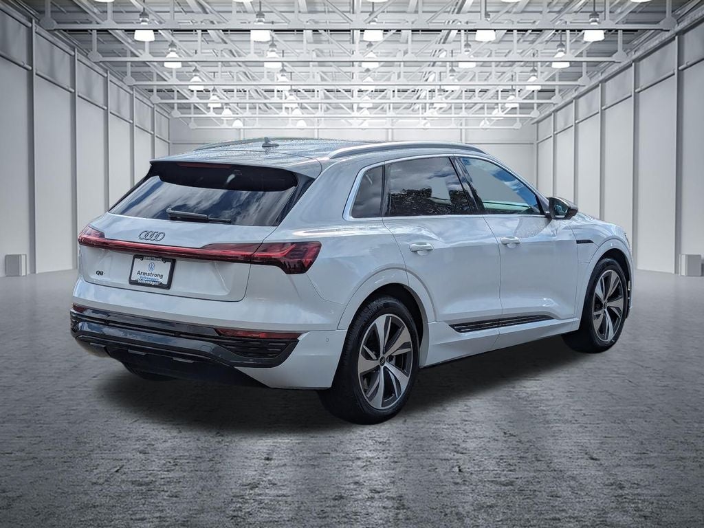 2024 Audi Q8 e-tron Premium Plus