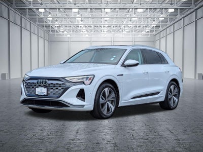 2024 Audi Q8 e-tron Premium Plus