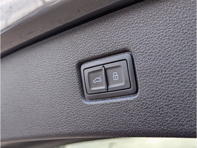 2019 Audi Q7 55 Premium quattro