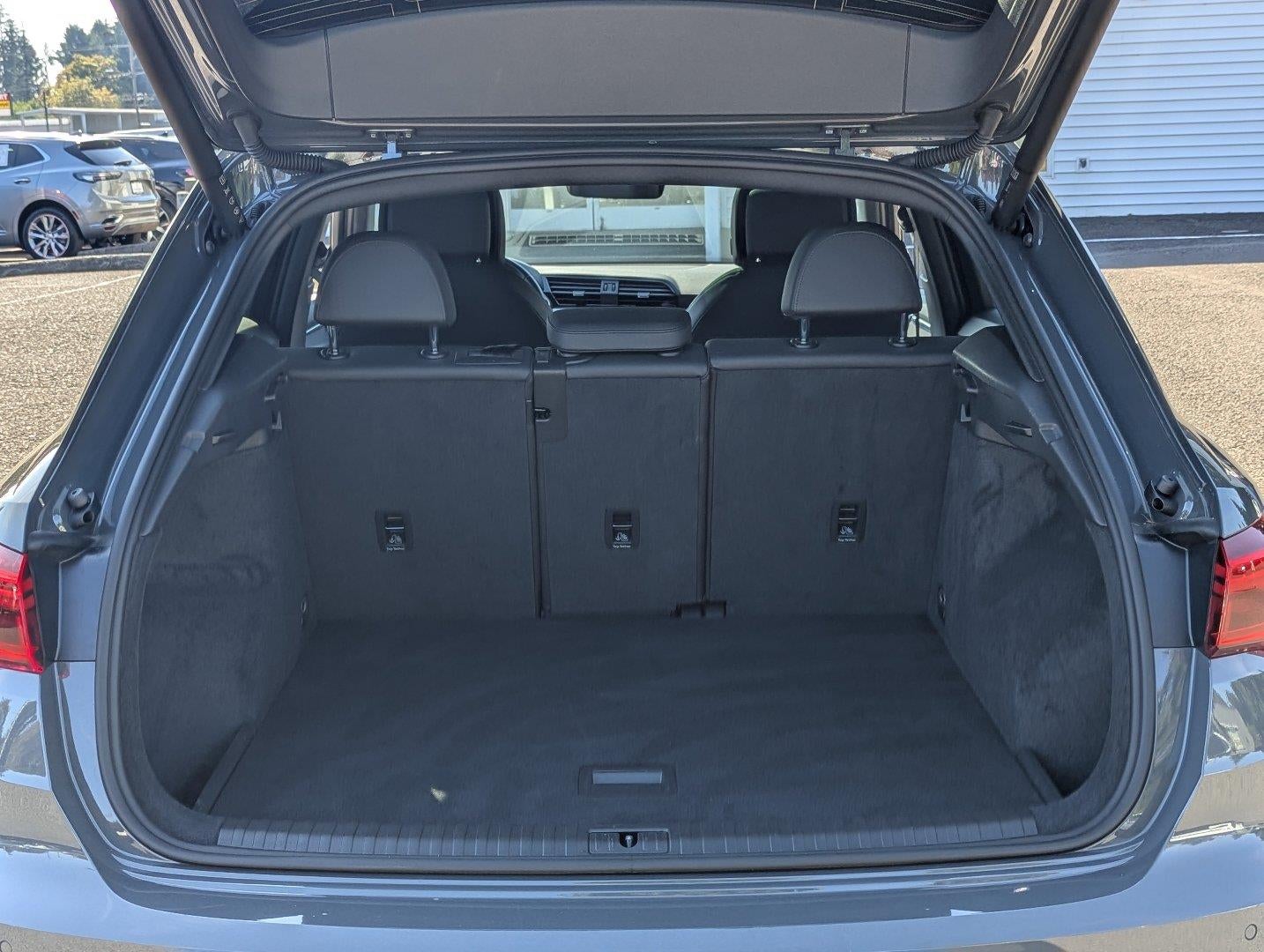 2024 Audi Q3 Premium