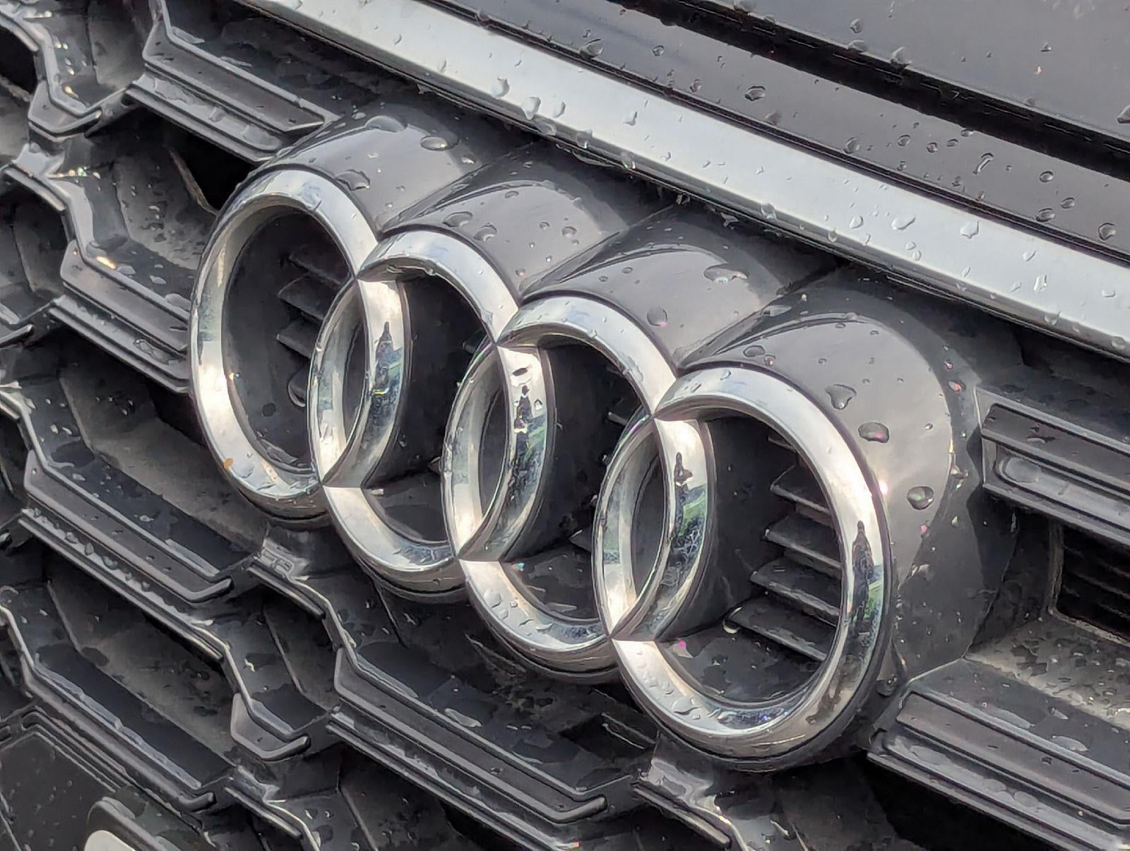 2023 Audi Q5 S line Premium