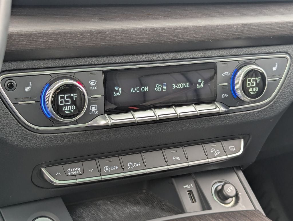 2023 Audi Q5 45 S line Premium quattro