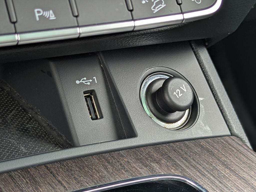 2023 Audi Q5 45 S line Premium quattro