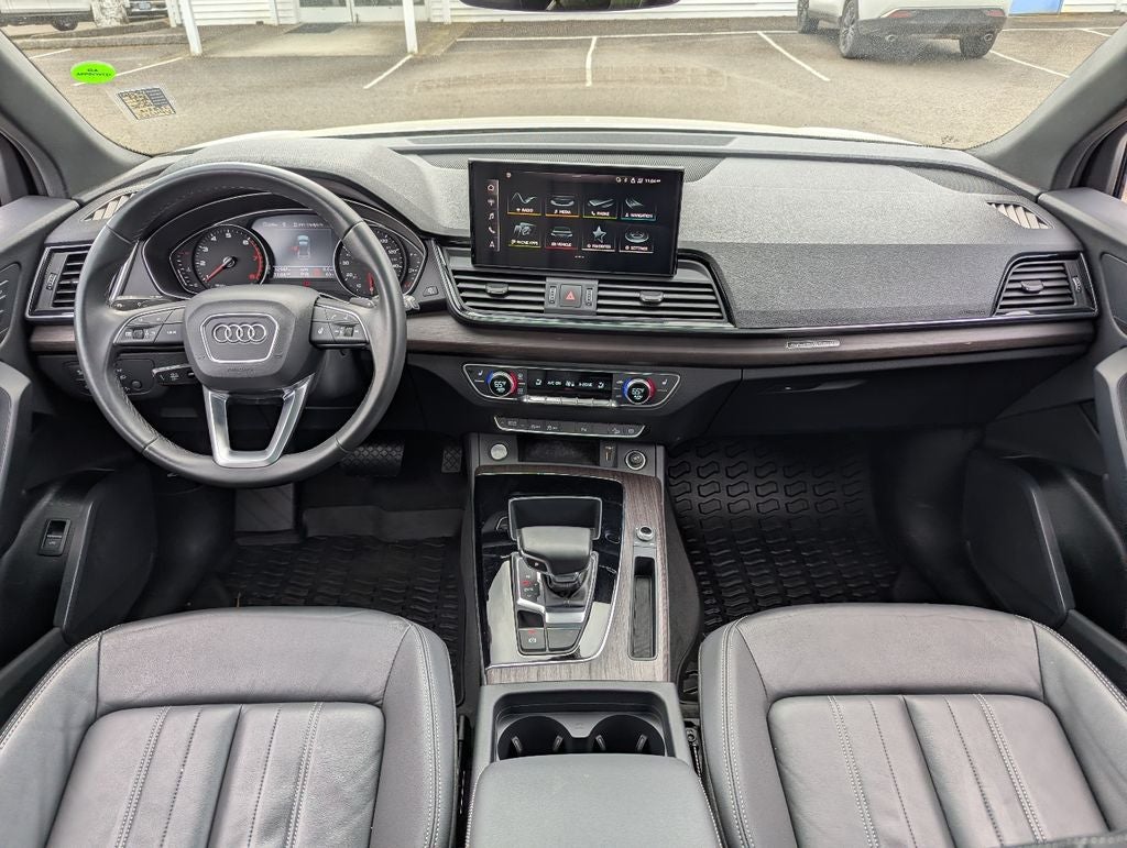 2023 Audi Q5 45 S line Premium quattro