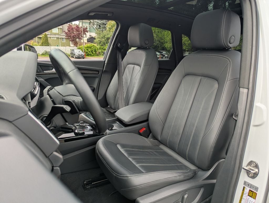 2023 Audi Q5 45 S line Premium quattro