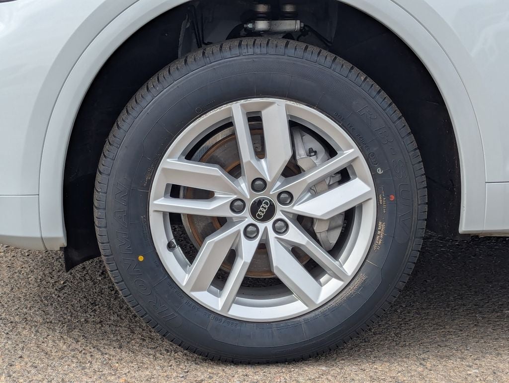 2023 Audi Q5 45 S line Premium quattro