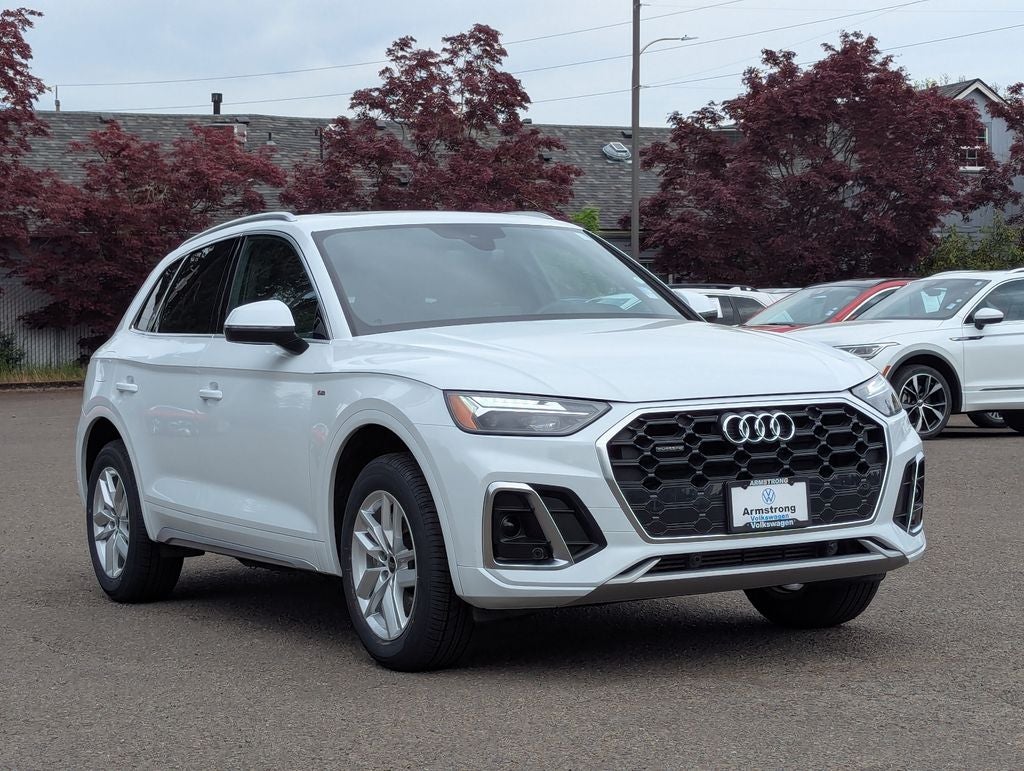 2023 Audi Q5 45 S line Premium quattro