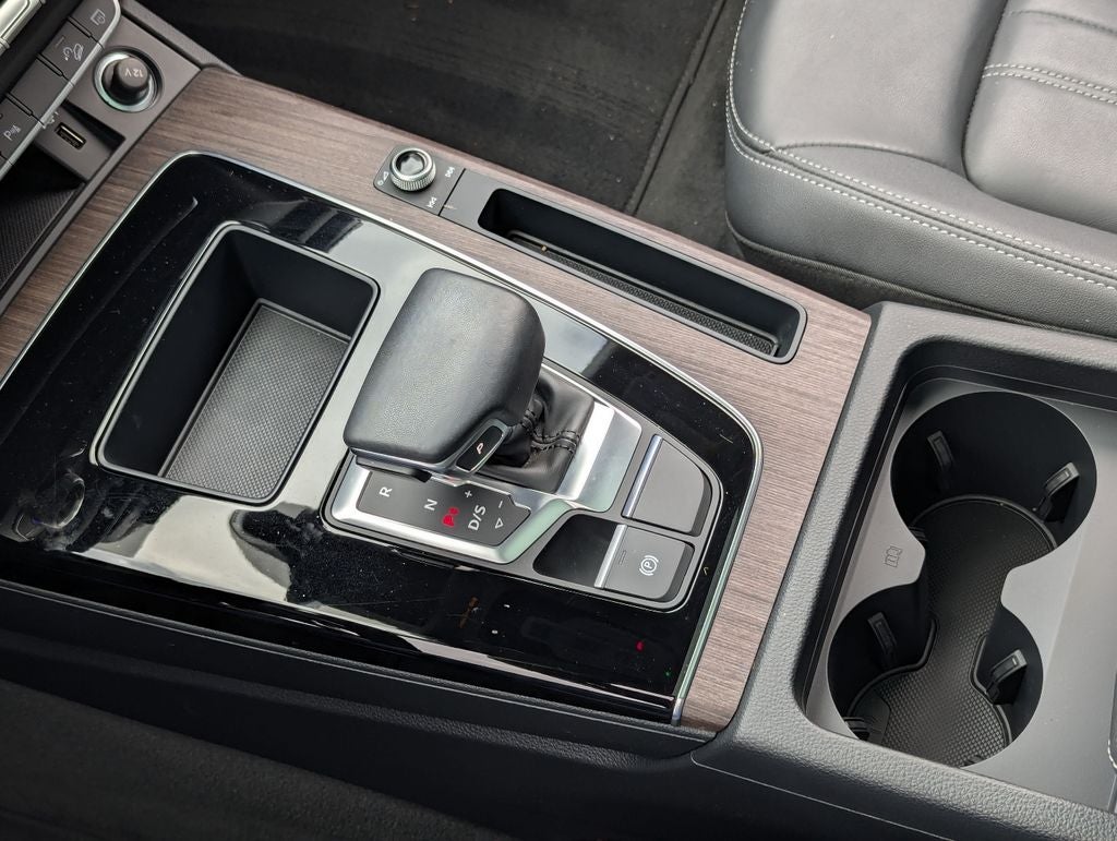 2023 Audi Q5 45 S line Premium quattro