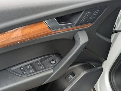 2023 Audi Q5 45 S line Premium quattro