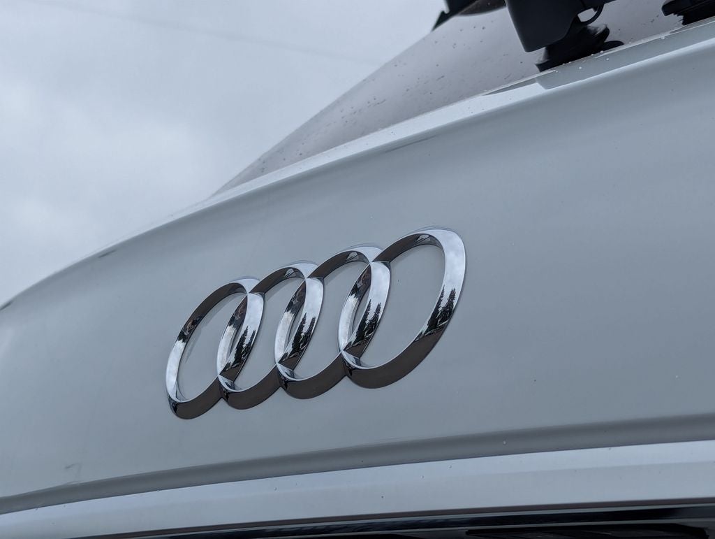 2023 Audi Q5 45 S line Premium quattro