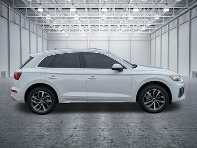 2023 Audi Q5 45 S line Premium quattro