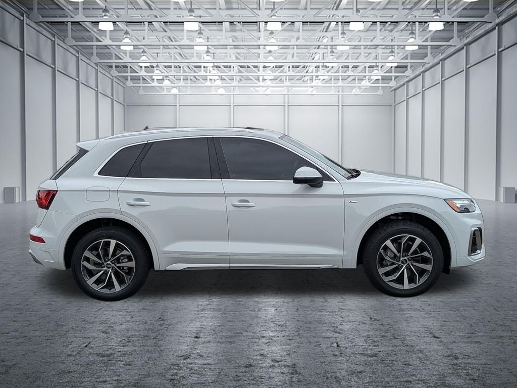 2023 Audi Q5 45 S line Premium quattro