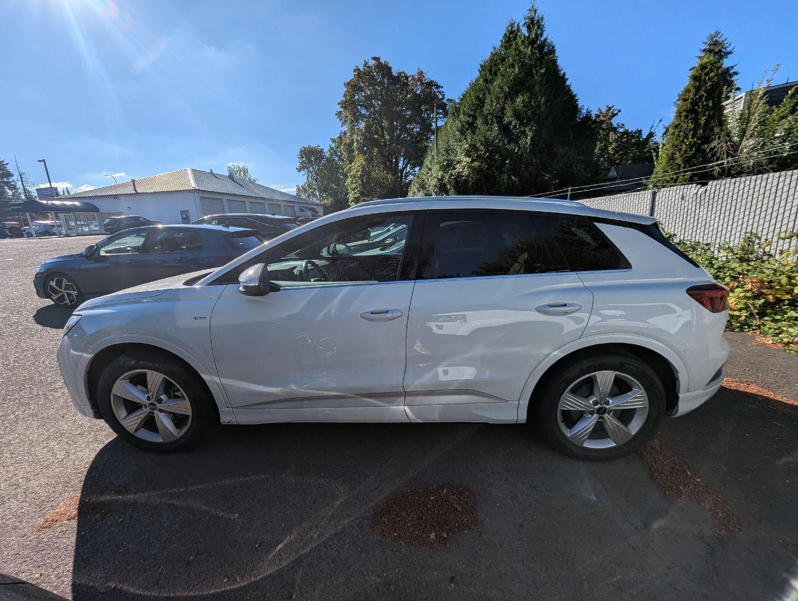 Used 2024 Audi Q4 e-tron Premium with VIN WA1KUBFZ2RP034115 for sale in Gladstone, OR