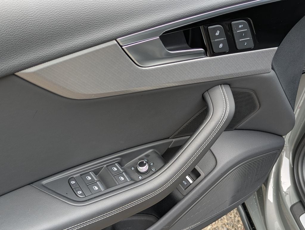 2023 Audi A4 45 S line Premium Plus quattro