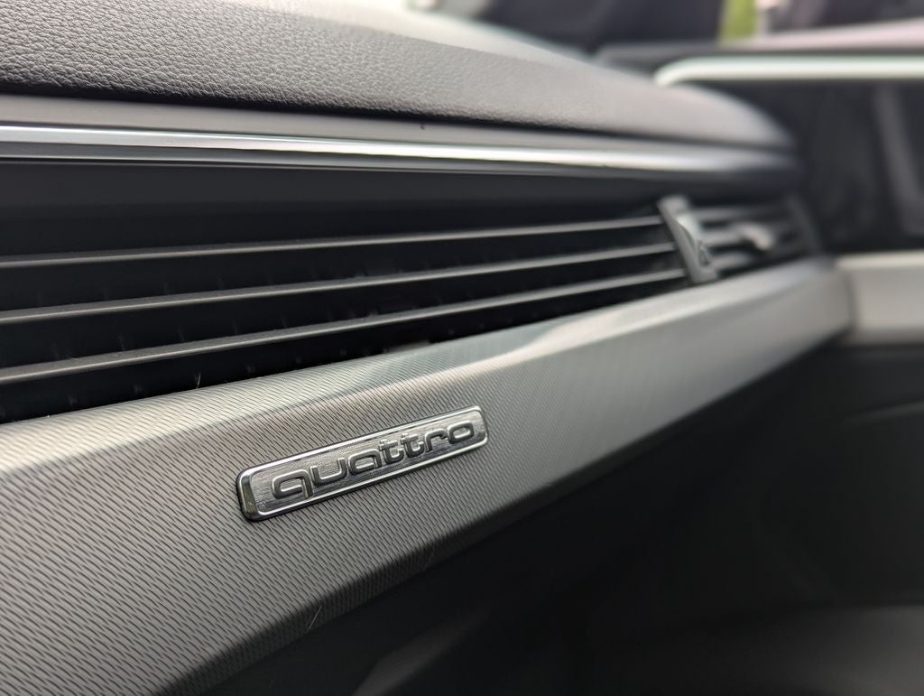 2023 Audi A4 45 S line Premium Plus quattro