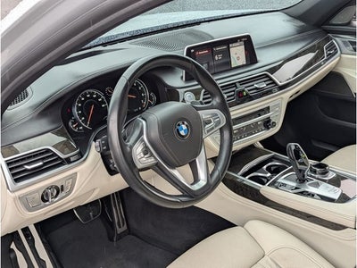 2019 BMW 7 Series 740i