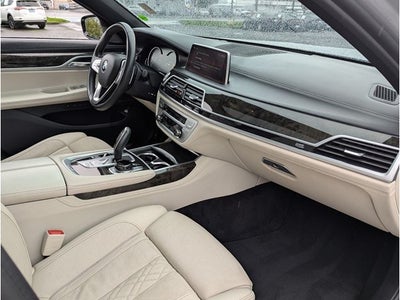 2019 BMW 7 Series 740i