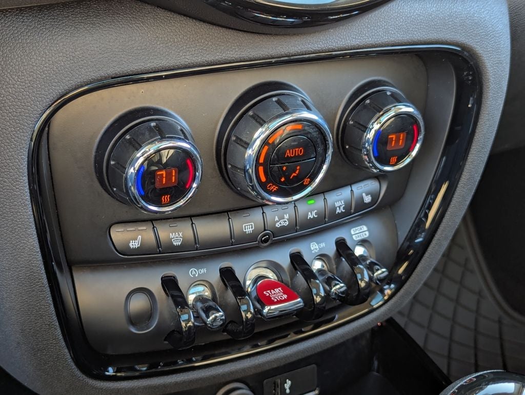 2024 MINI Cooper S Clubman Signature