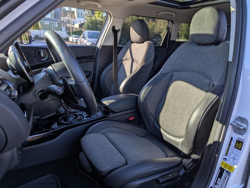 2024 MINI Cooper S Clubman Signature