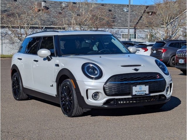 2024 MINI Cooper S Clubman Signature