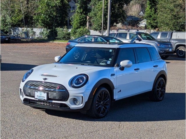 2024 MINI Cooper S Clubman Signature